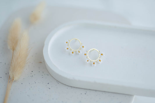 Beaded Earrings | Simply Daisy Studs | Simply Spring Collection