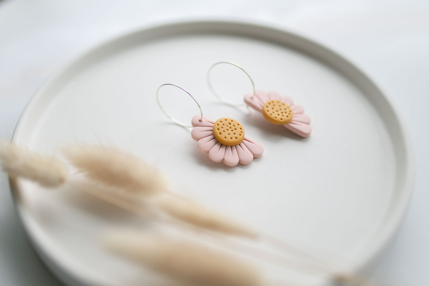 Clay earring | peach daisy hoops | spring collection