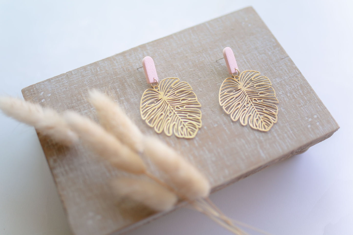 Clay earring | Peach Beachy Leaves | Beach Collection