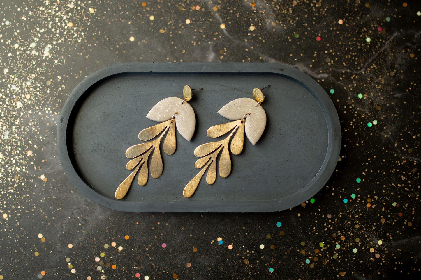 Clay earring | gold elegant floral