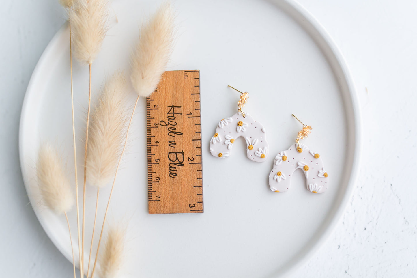 Clay earring | daisy dangles | daisy collection