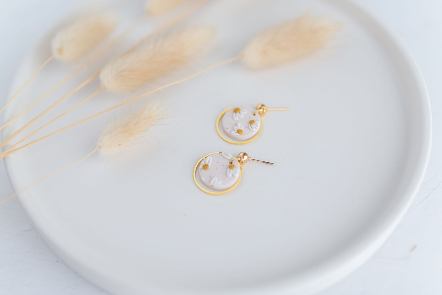 Clay earring | dainty daisy dangles | daisy collection