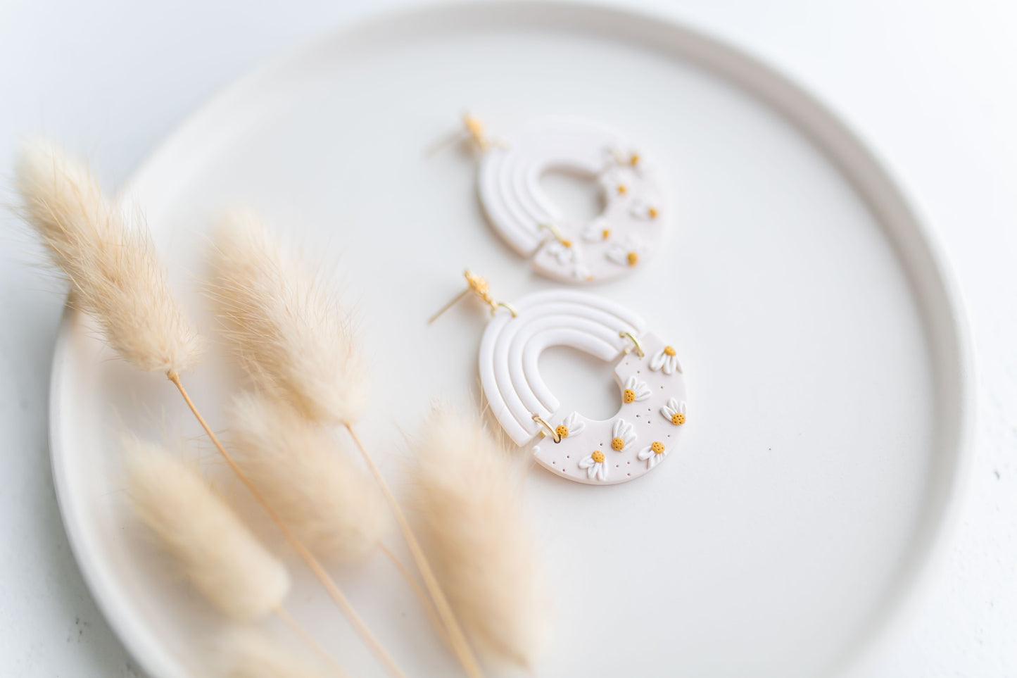 Clay earring | daisy dangles | daisy collection