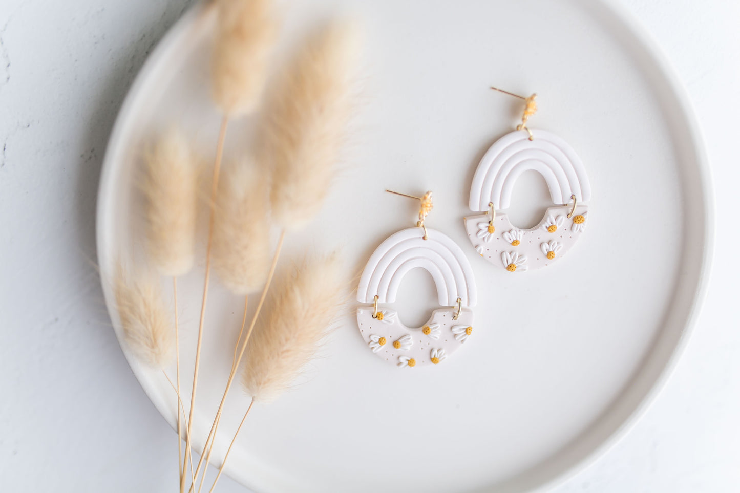 Clay earring | daisy dangles | daisy collection
