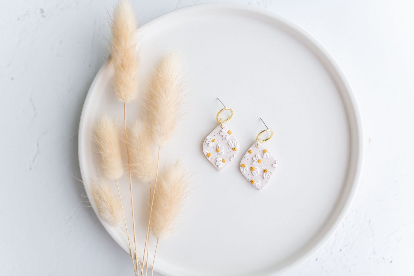 Clay earring | daisy dangles | daisy collection