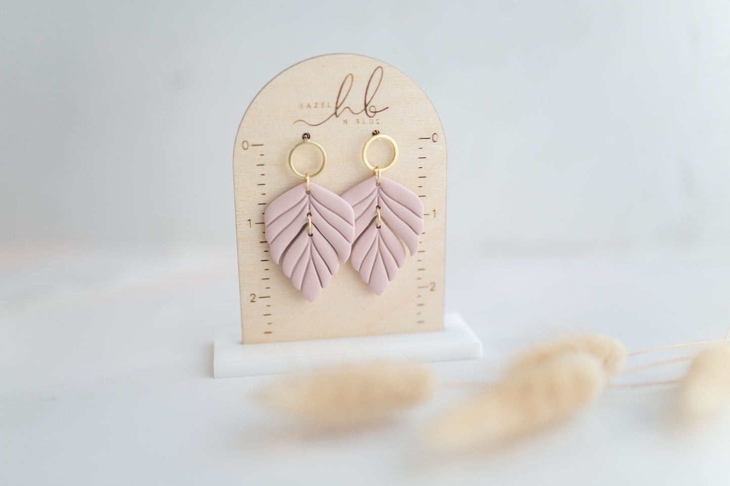 Clay earring | white leaves | spring collection
