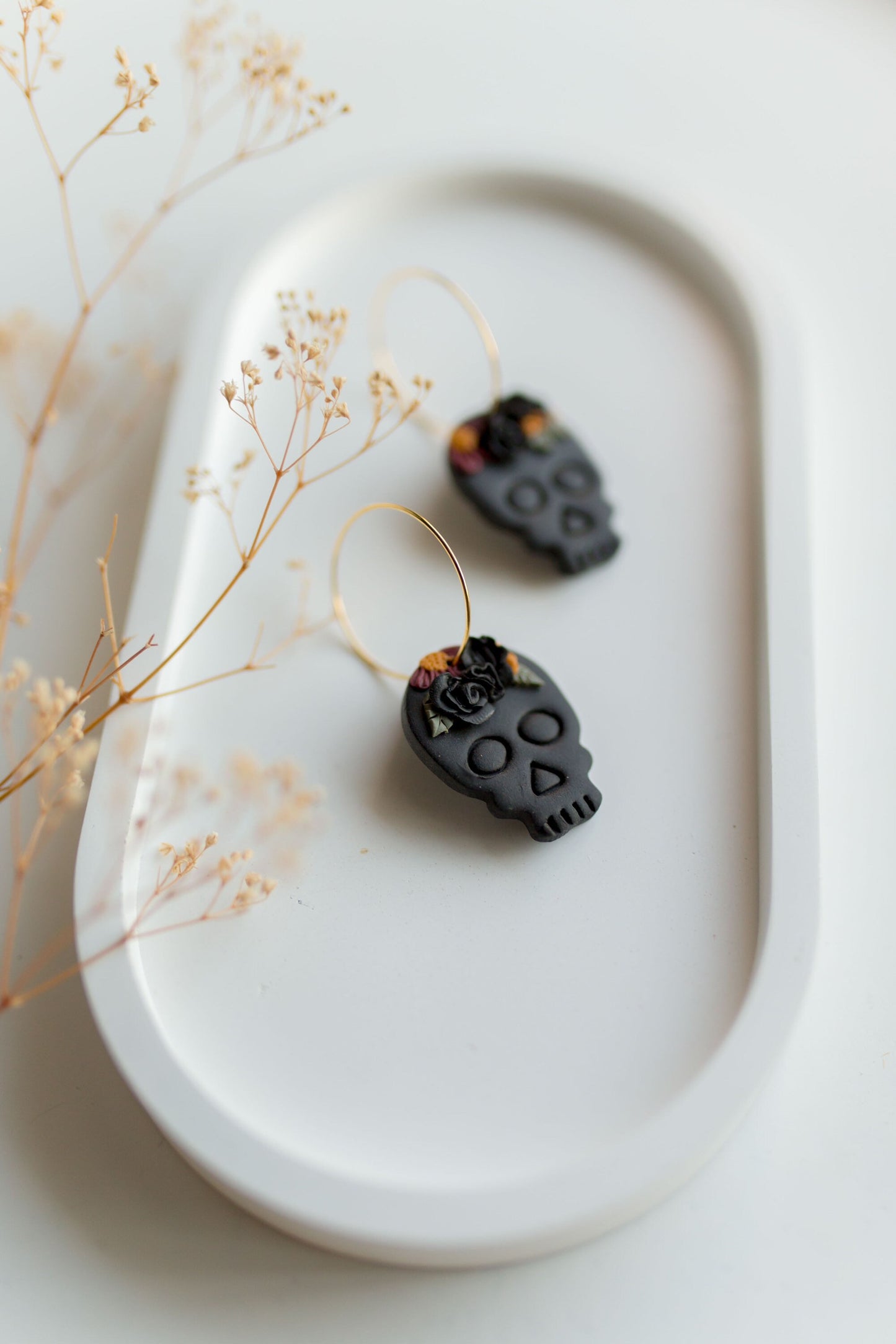 Clay earrings | black sugar skull