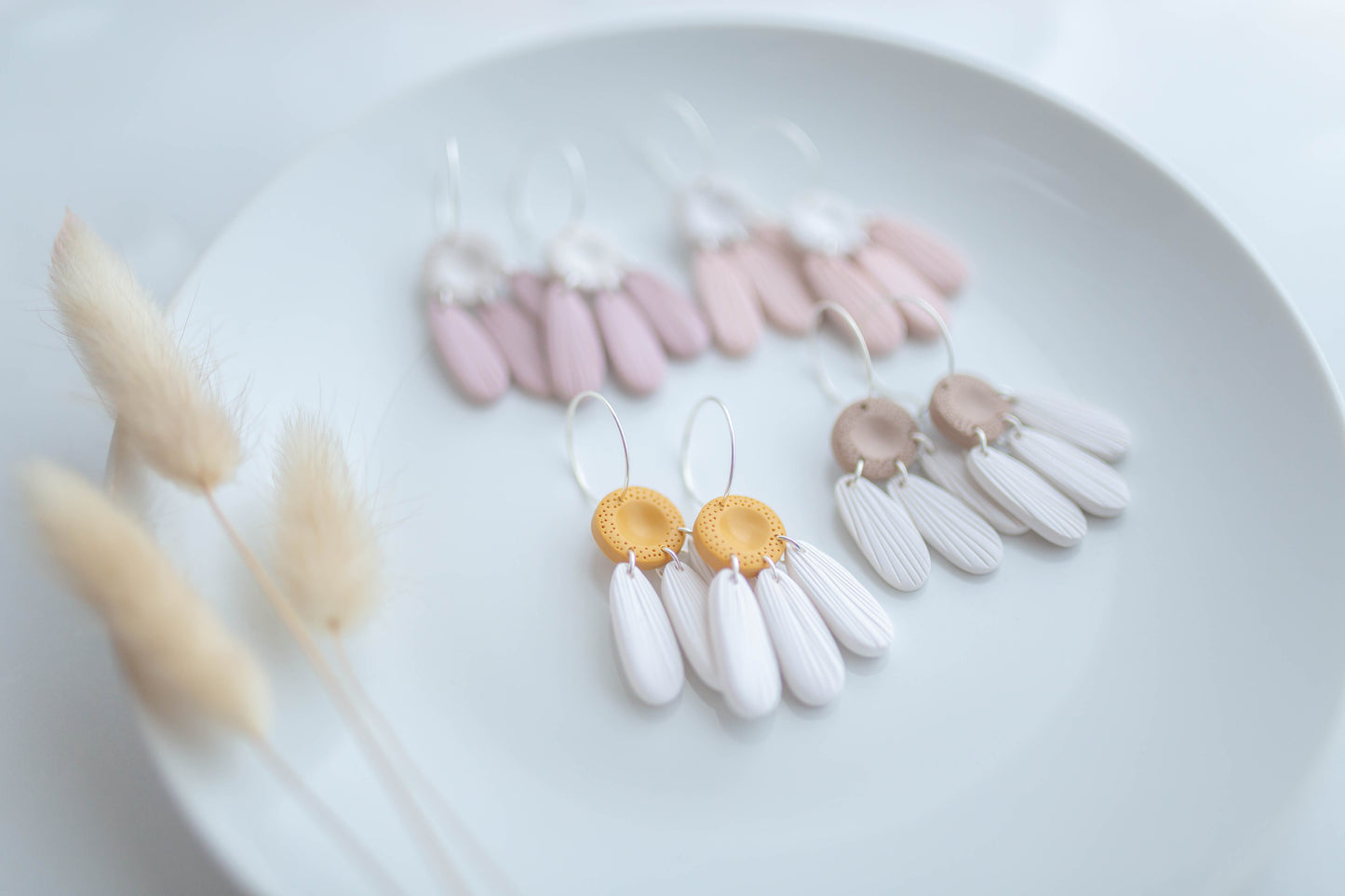 Clay earring | Daisy Hoops | Garden Collection