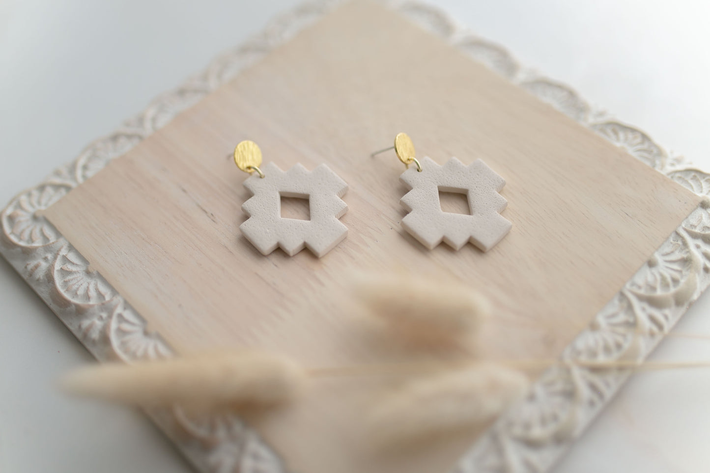 Clay earring | ivory SW | Southwest Collection