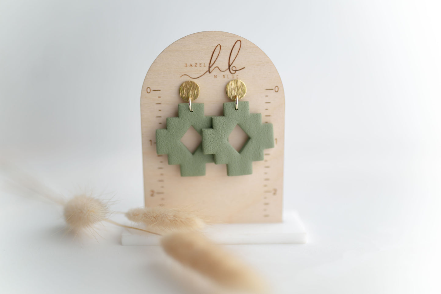 Clay earring | ivory SW | Southwest Collection
