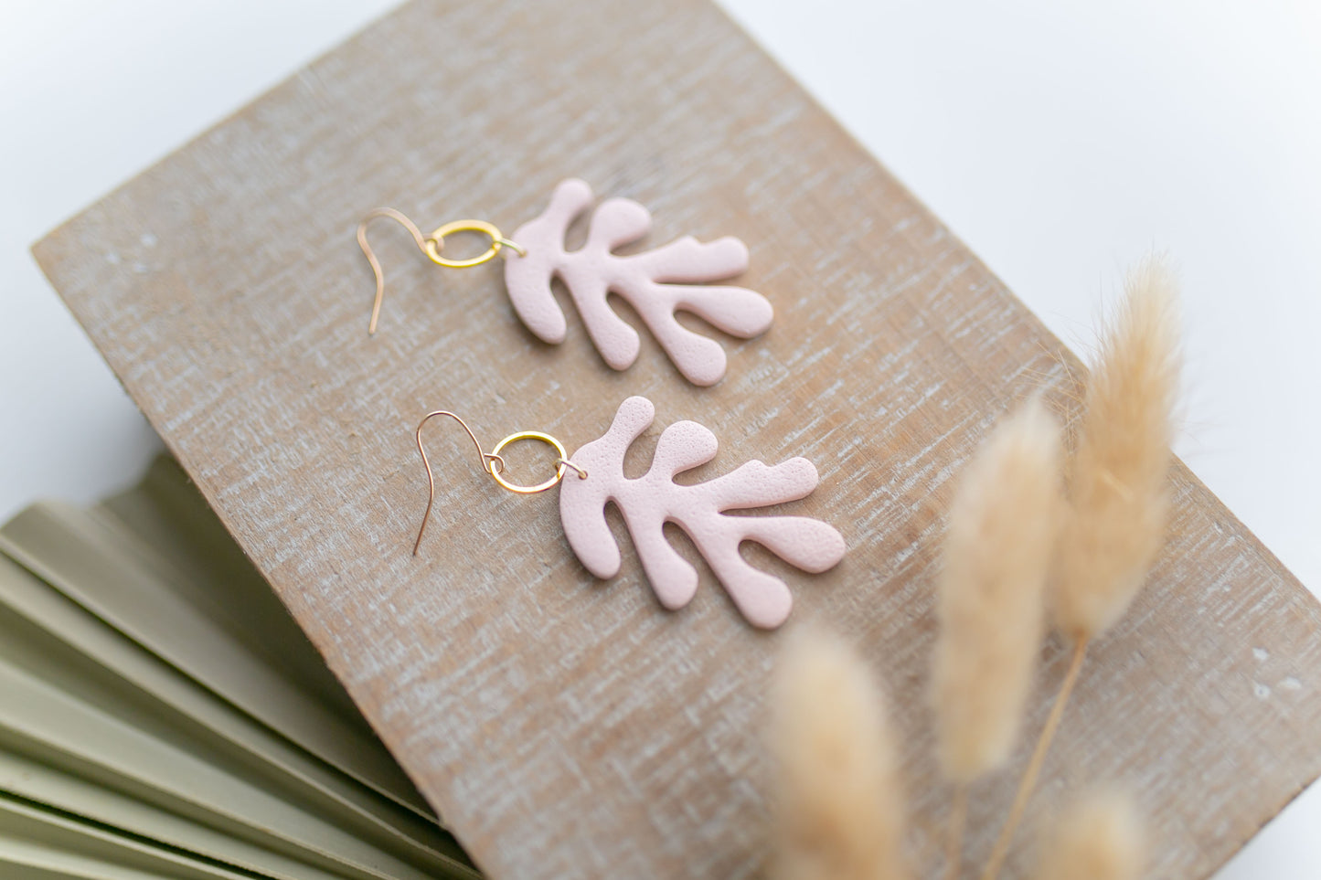 Clay earring | Blush Coral | Beach Collection