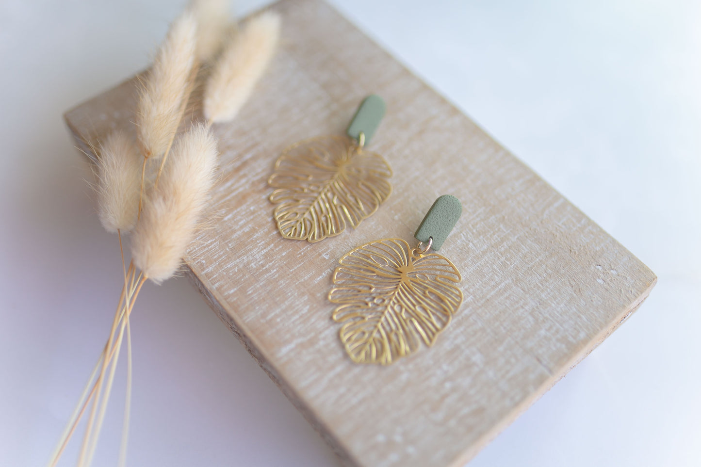 Clay earring | Sage Beachy Leaves | Beach Collection