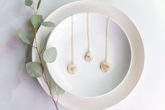 Clay Necklace | Baby's Breath