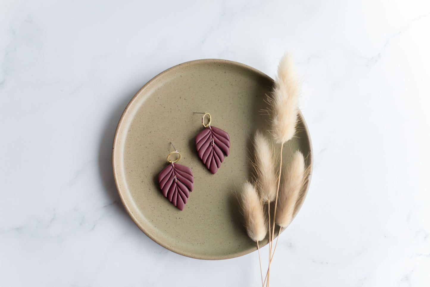Clay earrings | maroon leaves