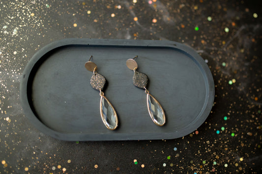 Clay earring | black elegant drops