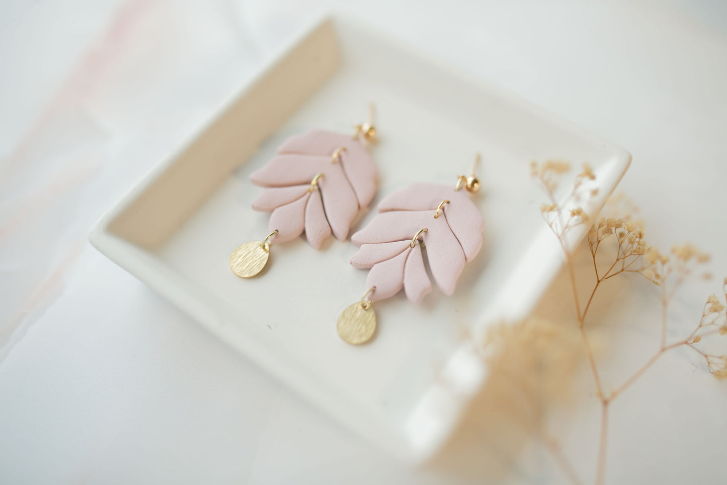 Clay earring | blush leaves | pink collection