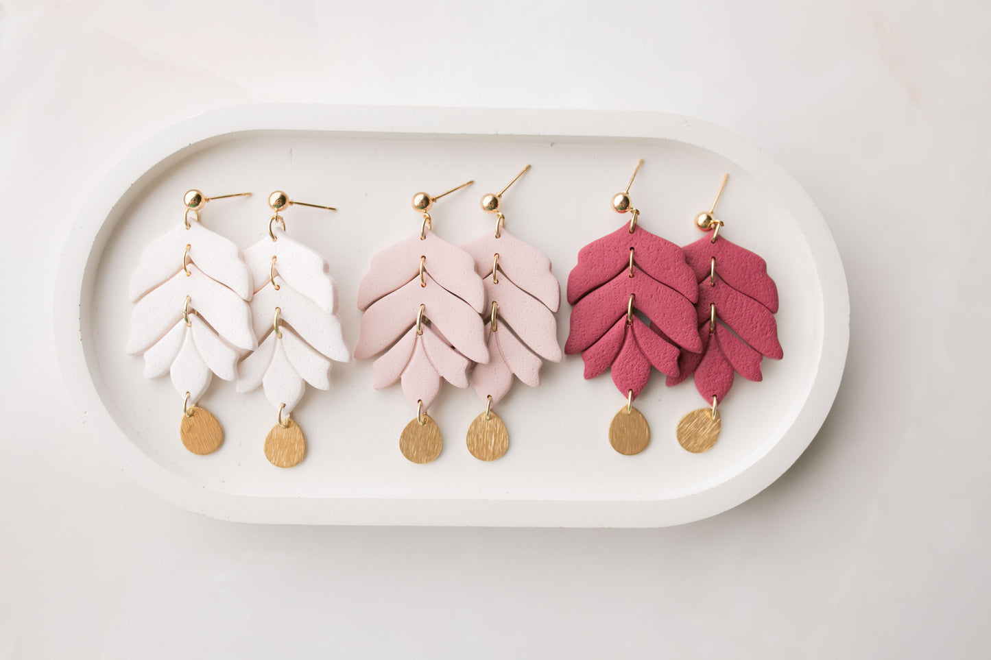 Clay earring | white leaves | pink collection