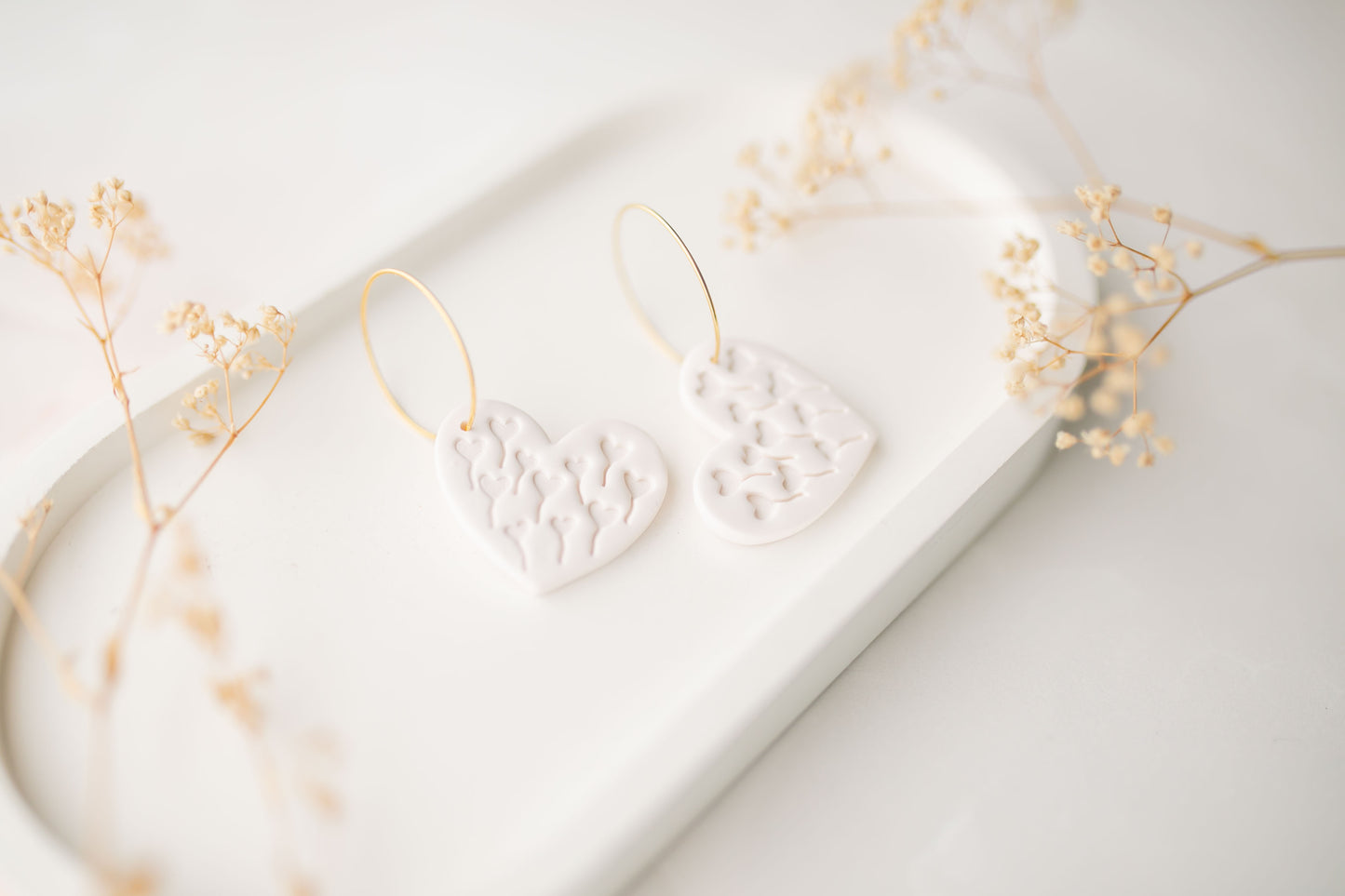 Clay earring | white hearts | pink collection