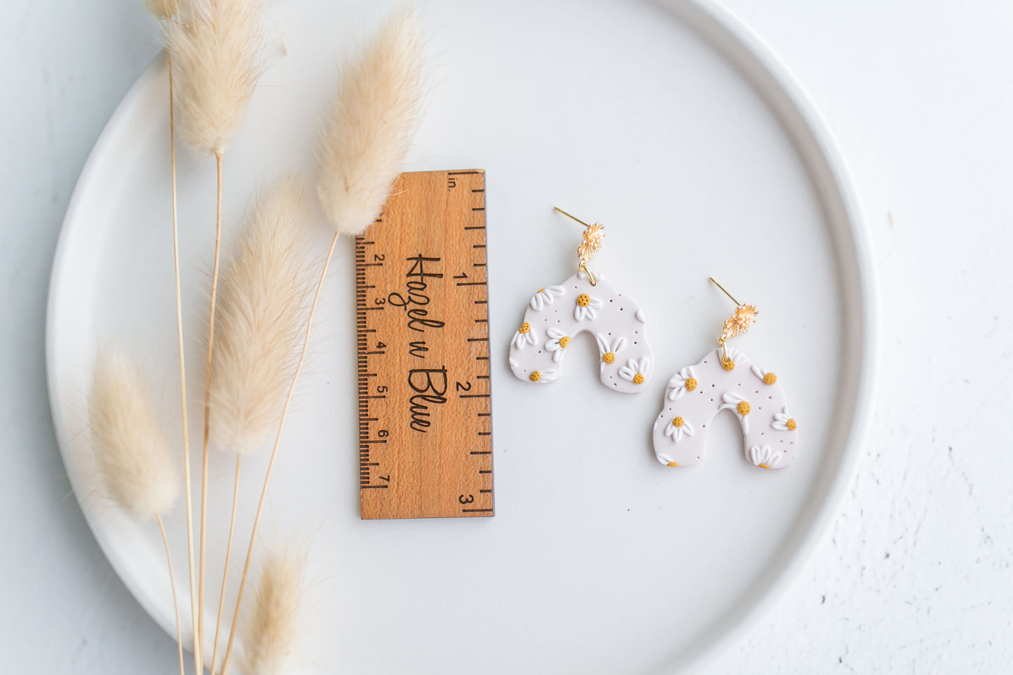 Clay earring | daisy dangles  | daisy collection