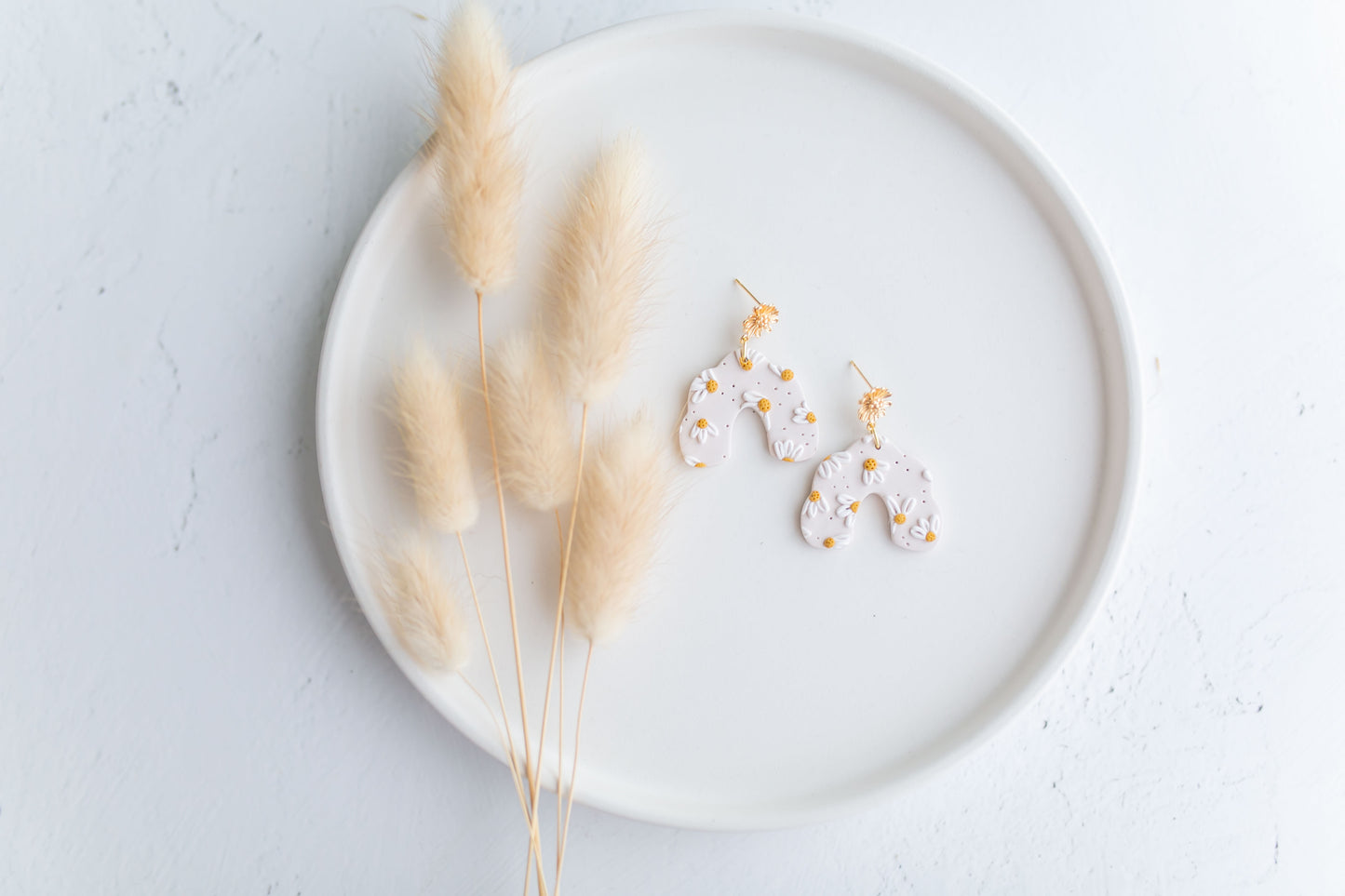 Clay earring | daisy dangles  | daisy collection