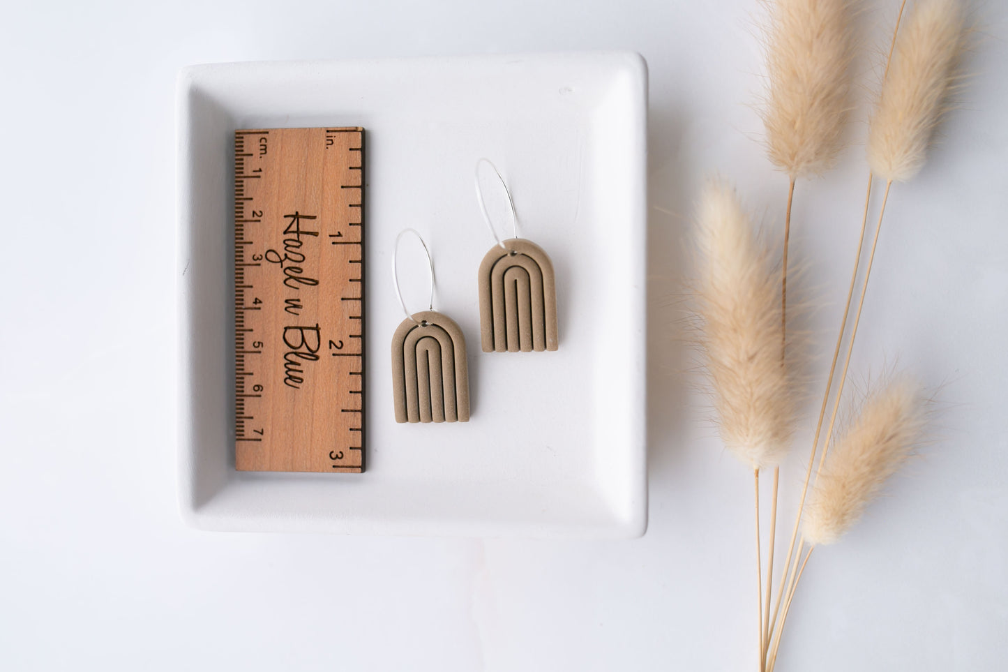 Clay earring | white mini arches | neutral collection