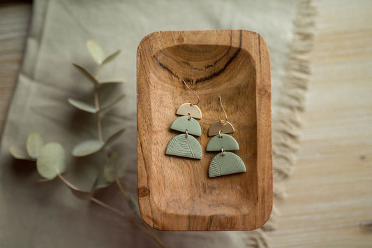 Clay earring | green