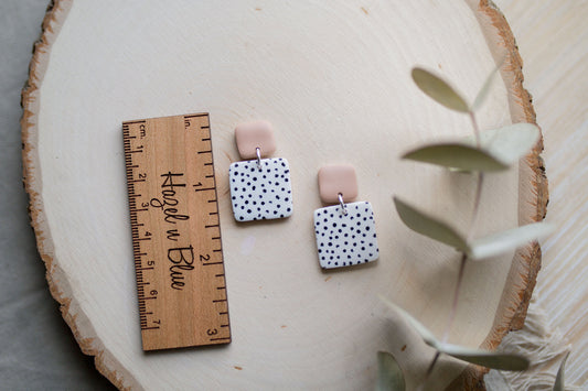 Clay earring | Polka dot