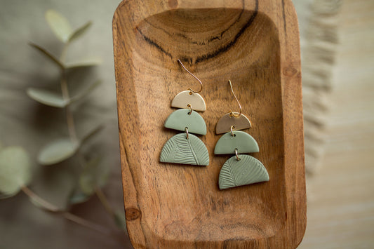 Clay earring | green