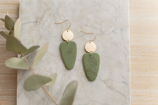 Clay earrings | green botanical