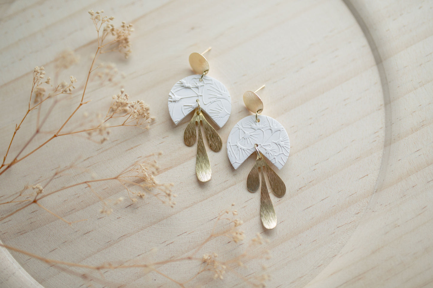 Clay earrings | white floral