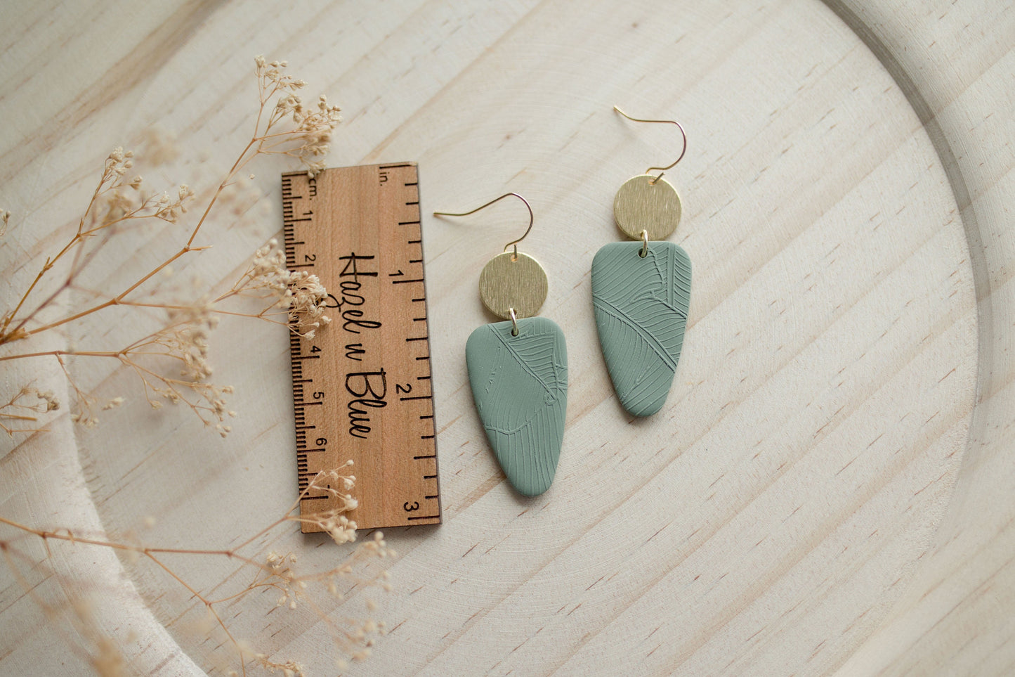Clay earrings | sage green