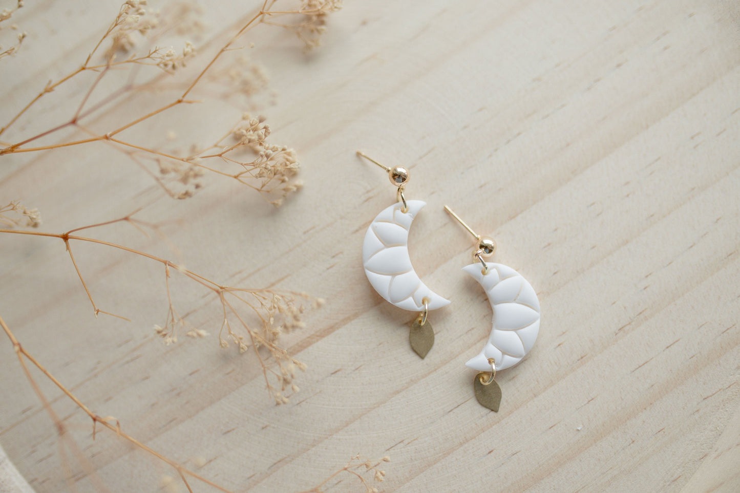Clay earrings | small white moon