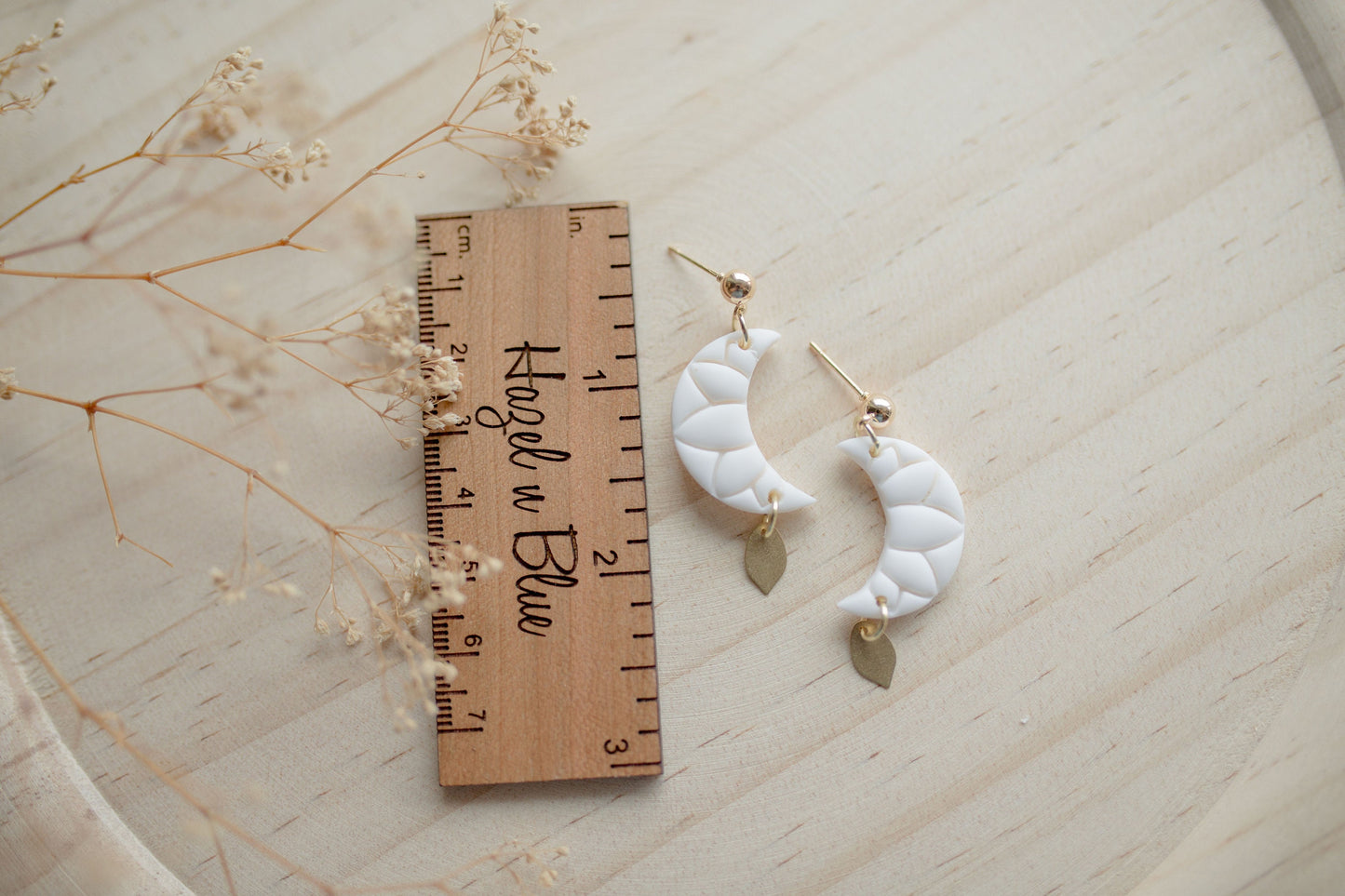 Clay earrings | small white moon