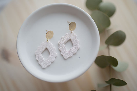 Clay earrings | white aztec