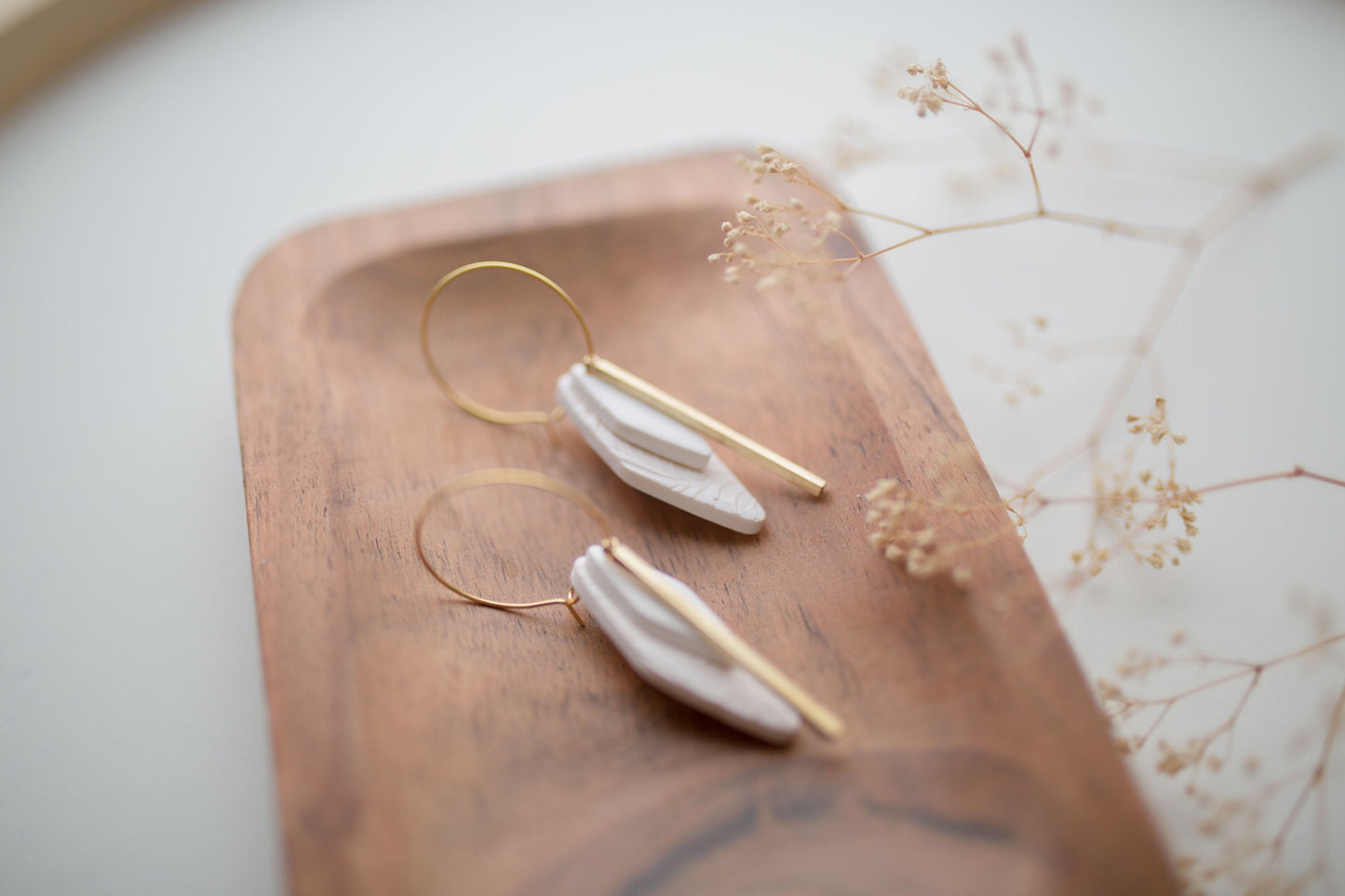 Clay earrings | white