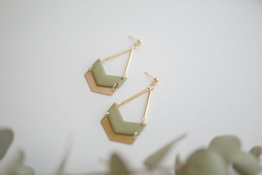 Clay earrings | sage arrows