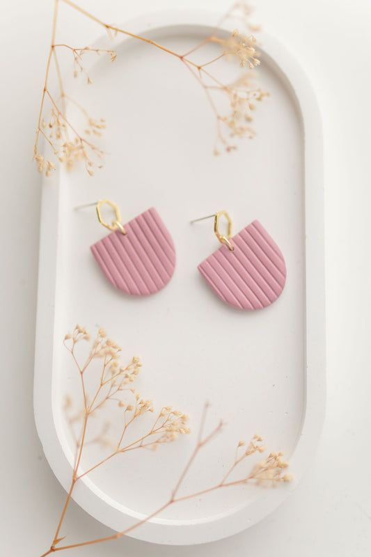 Clay earring | mauve