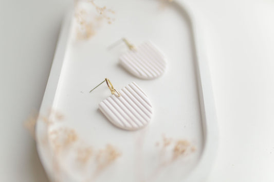 Clay earring | white